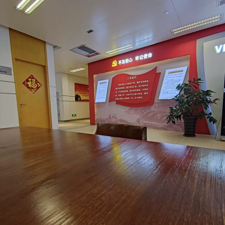 608515bfa373aa8d5bbe4ef9f9a2e98d